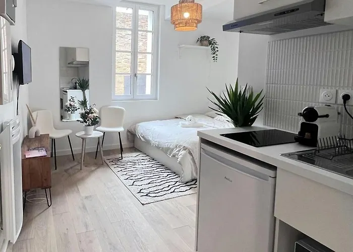 アパート Le Saphir